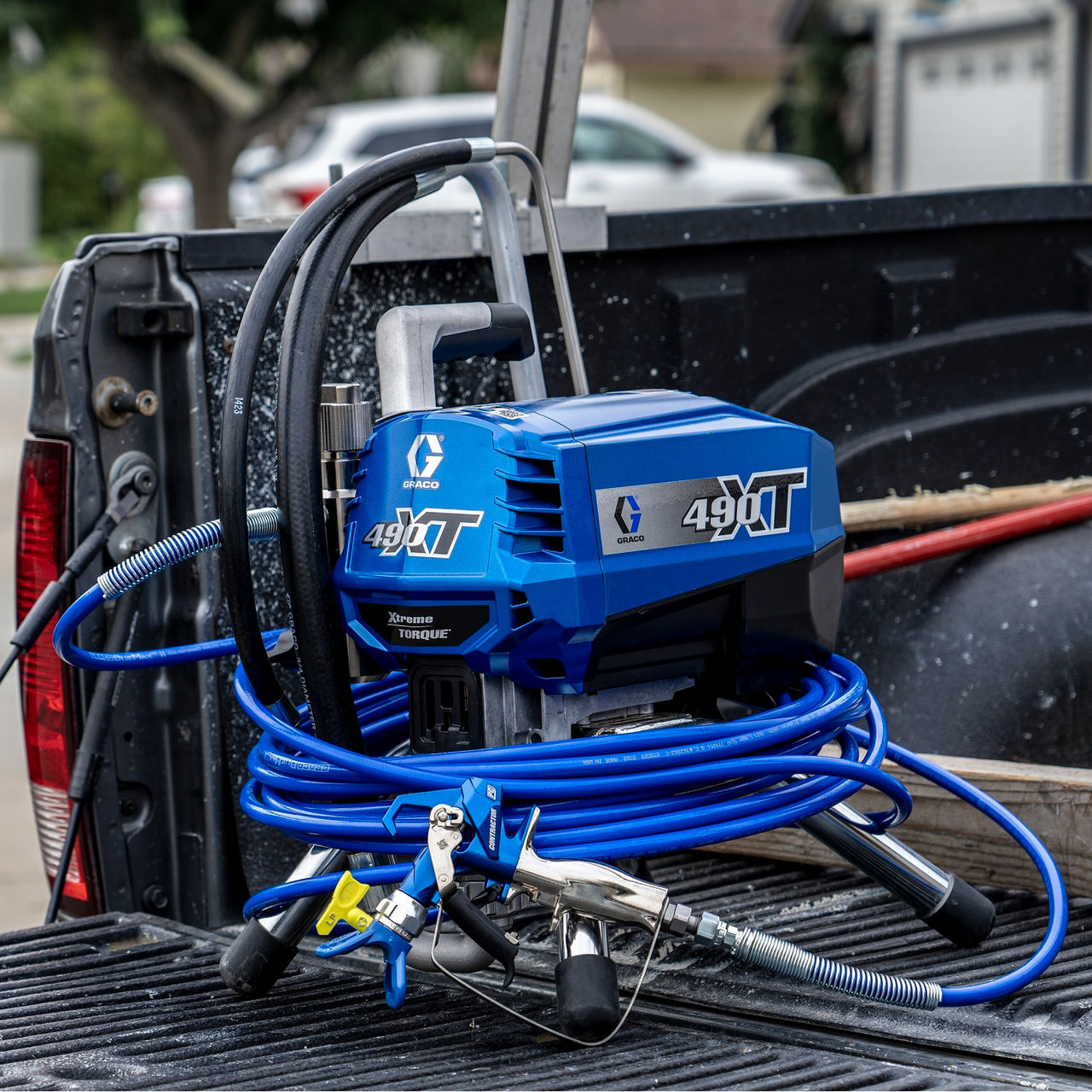 Ultra 490 XT Electric Airless Sprayer, Stand, 19D519