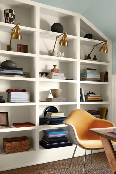 Benjamin Moore Swiss Coffee OC-45 | 2026 Designer Favorite Warm White